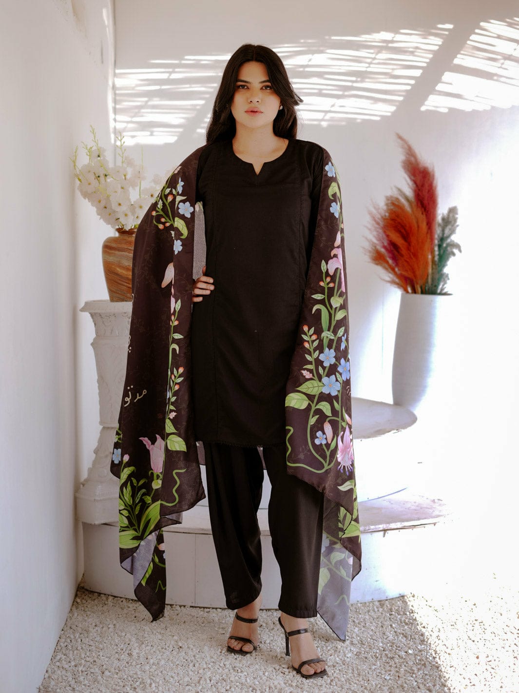 Lalazar lawn (Black)