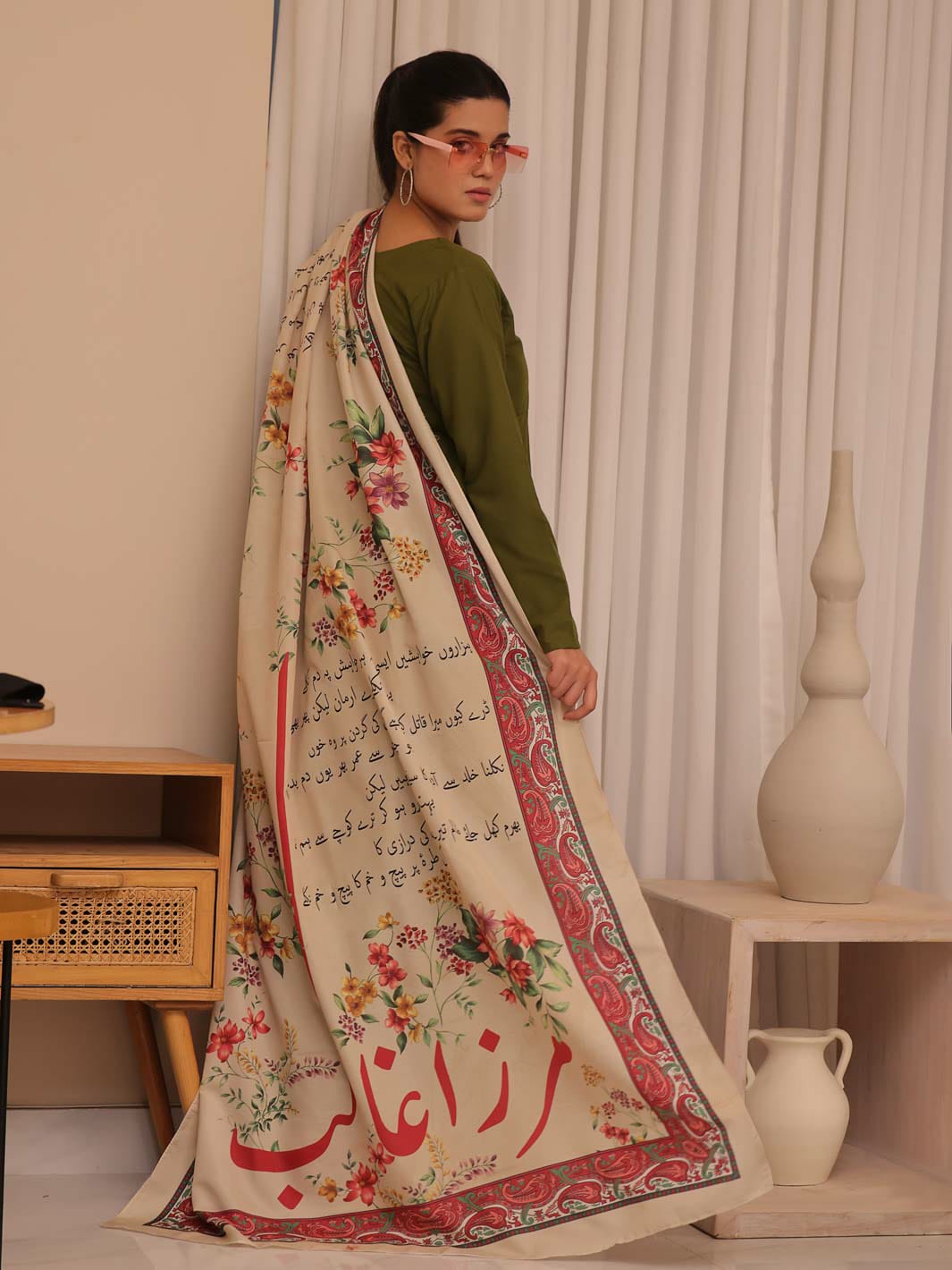 Phool aur Ghalib odhni