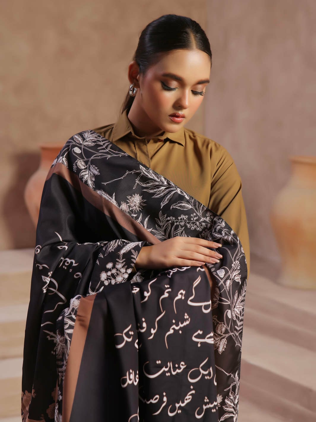 Sahar odhni