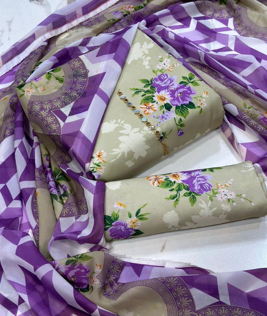 Swiss Lawn 3PC (Skin Floral)