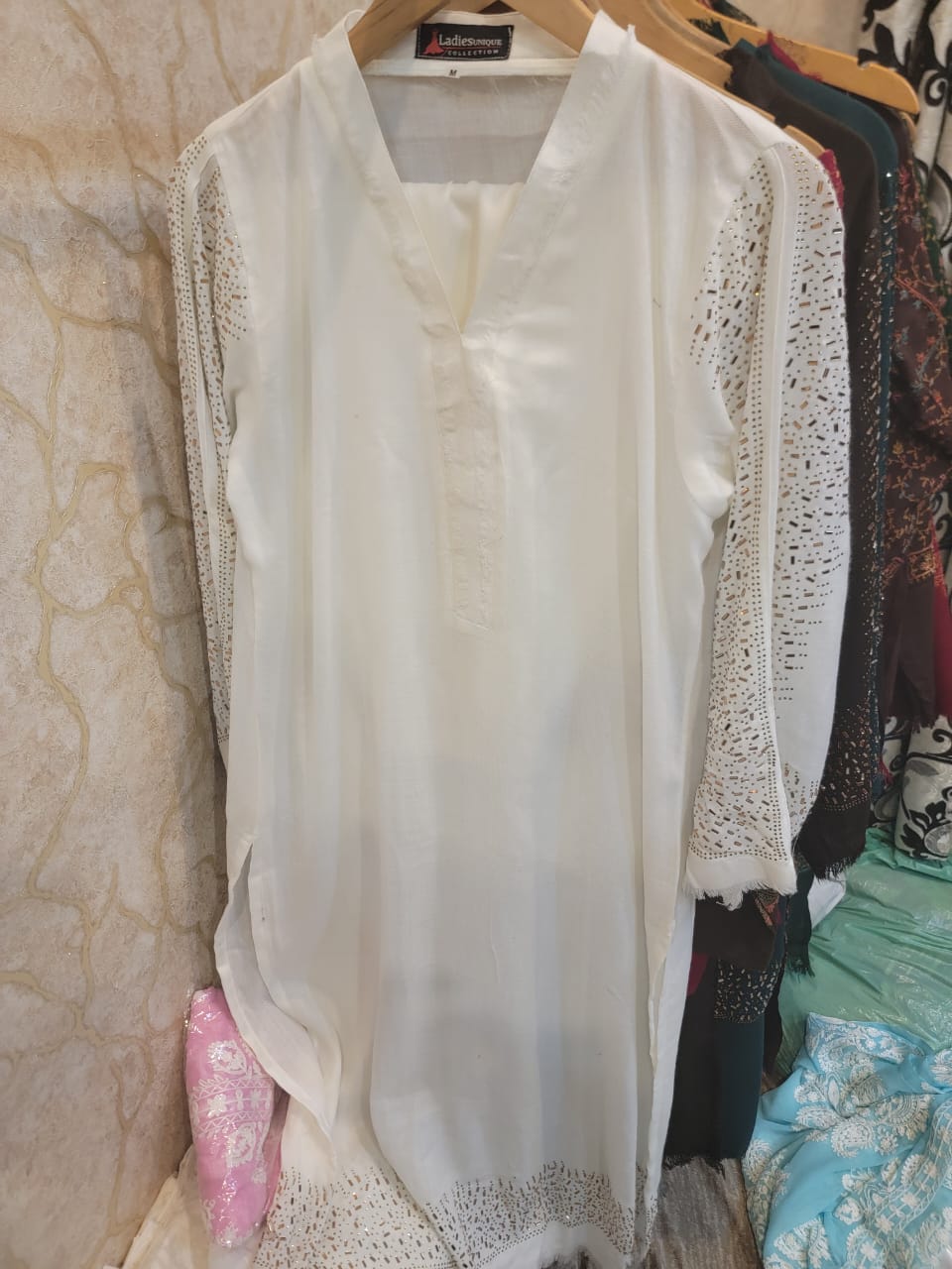 Pashmina Saroski Co-ord Set (white)