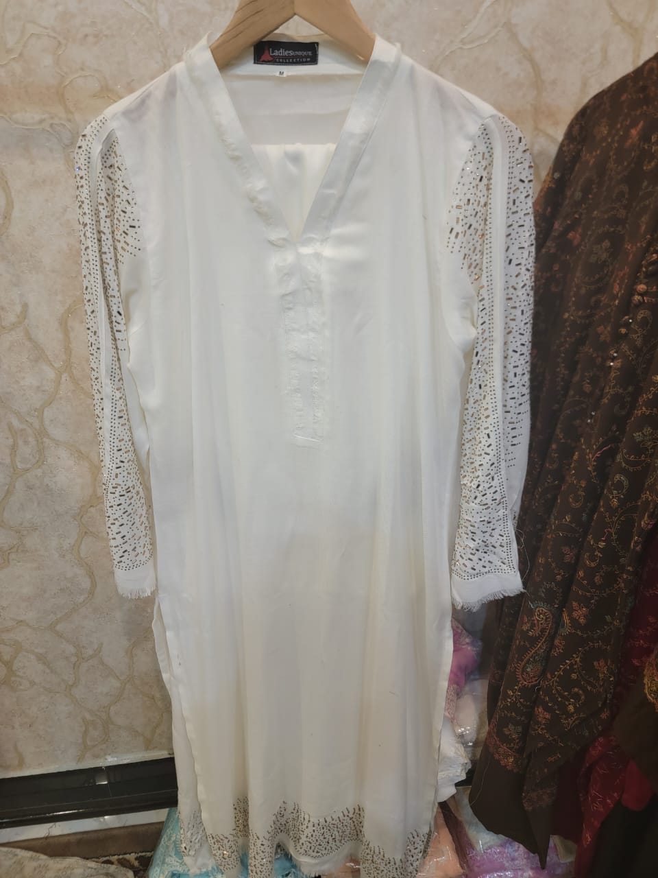 Pashmina Saroski Co-ord Set (white)