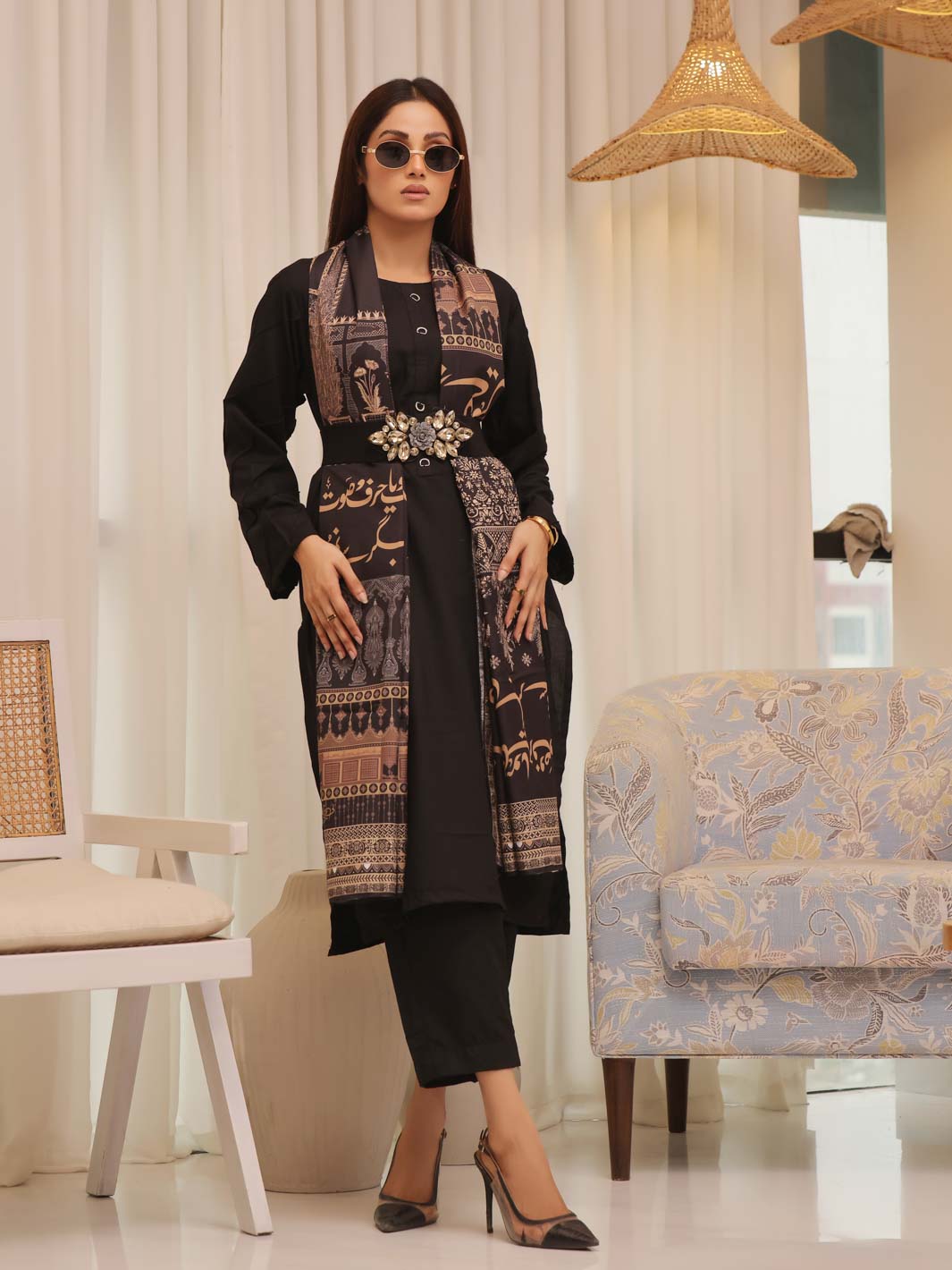 Taj Mahal odhni (Black)