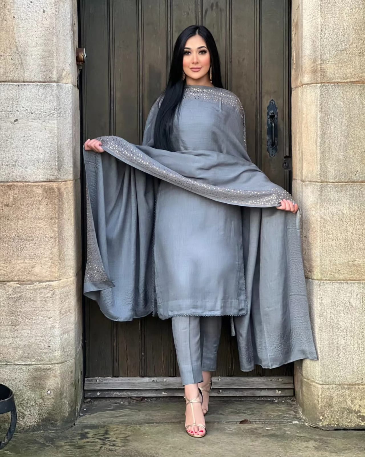 3PC Pashmina Saroski Unstitched Suit (Grey)