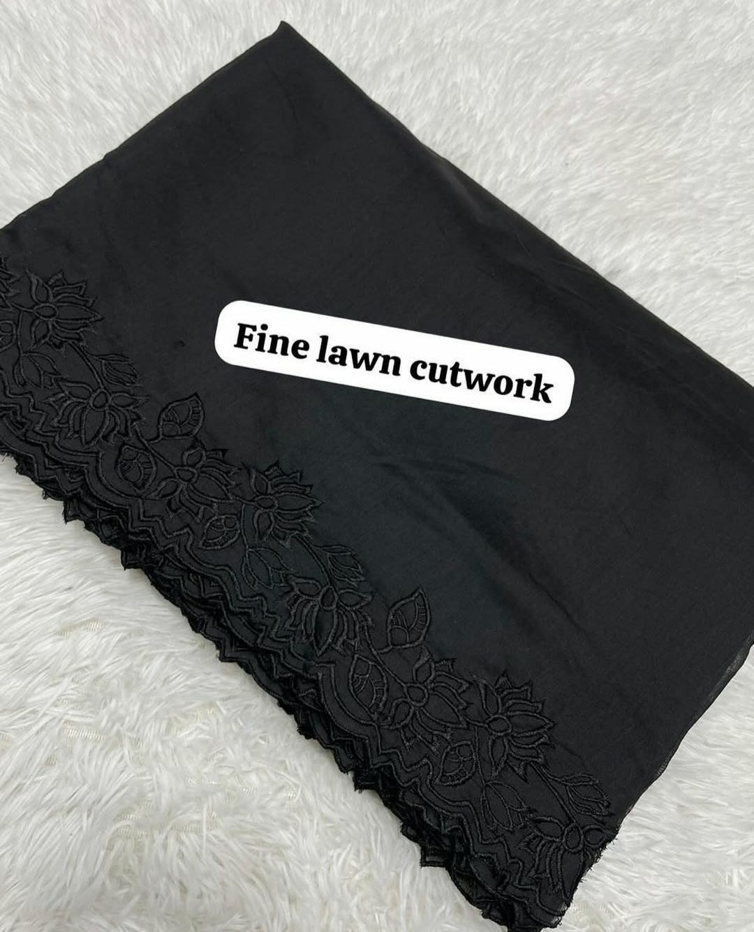 Voile Lawn Black Roses