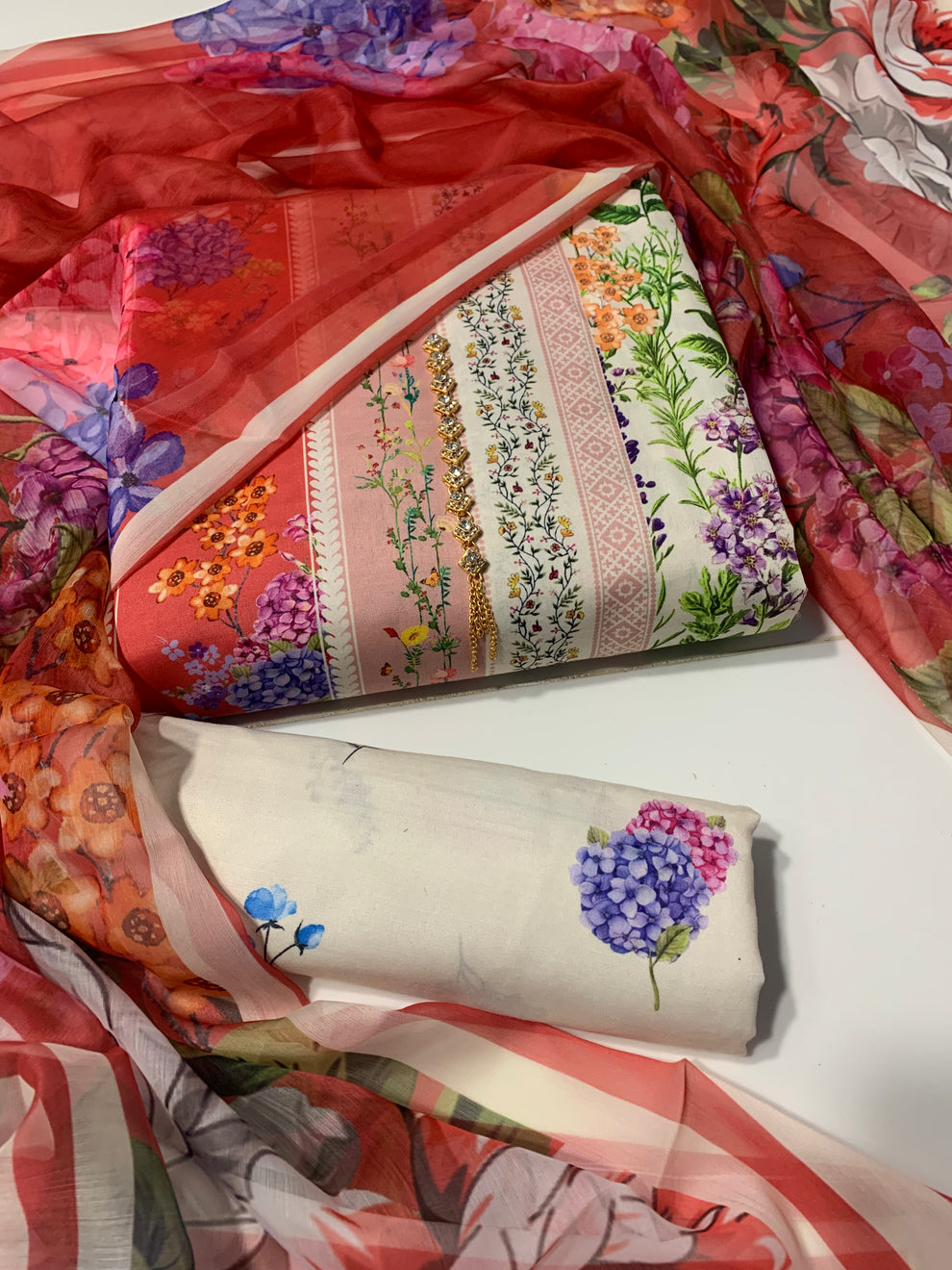 Swiss Lawn 3PC