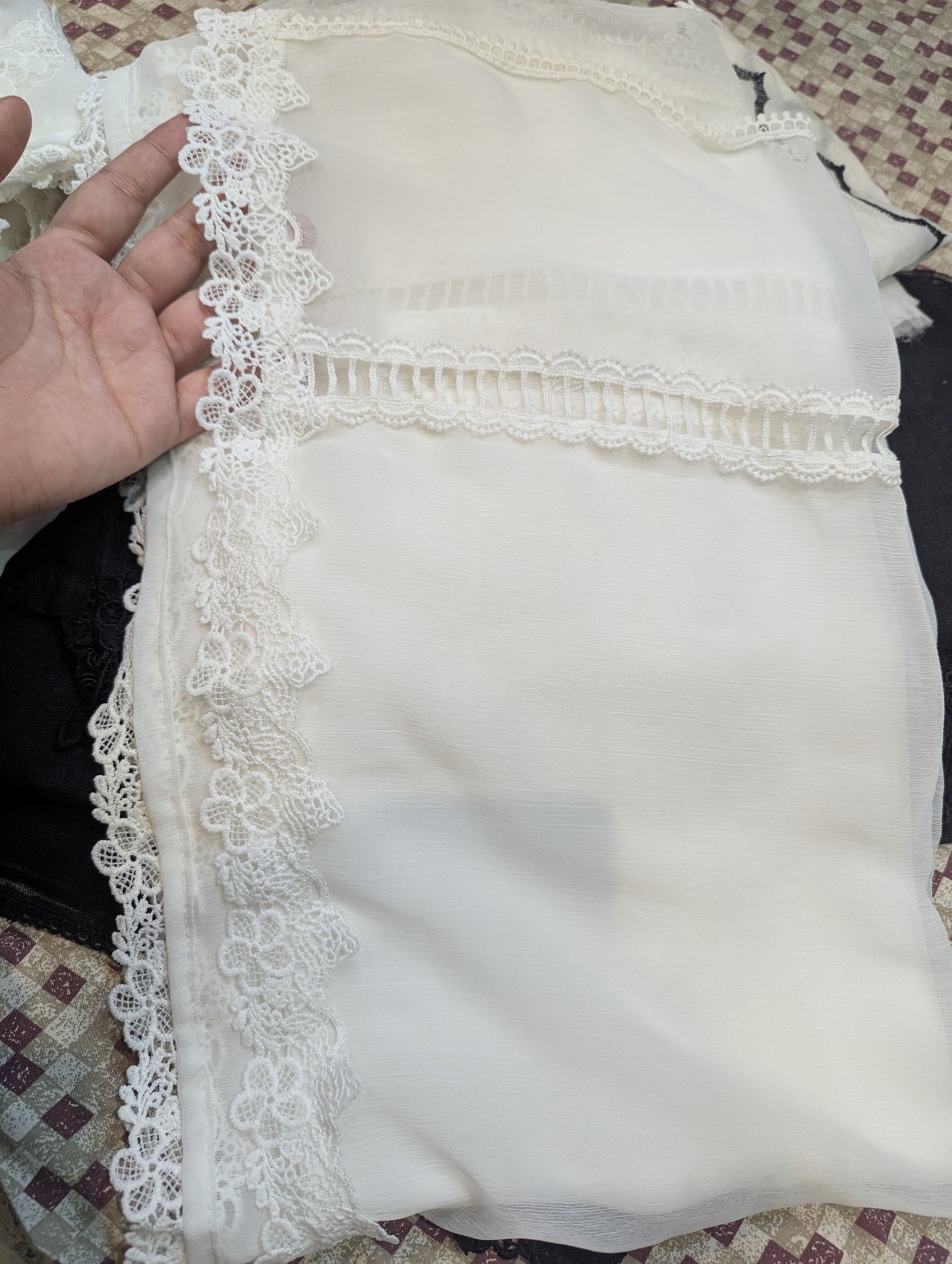 Pure Chiffion Dupatta (white)