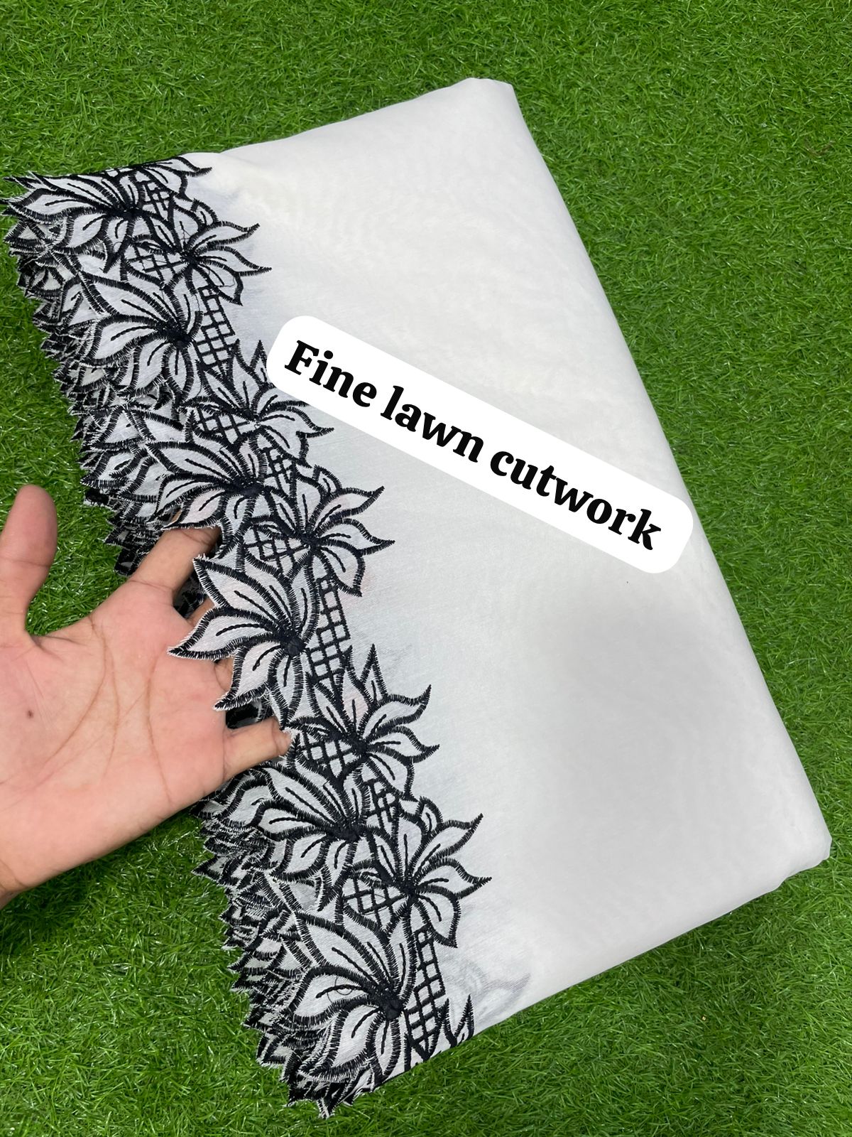 Fine Lawn Dupatta (white)