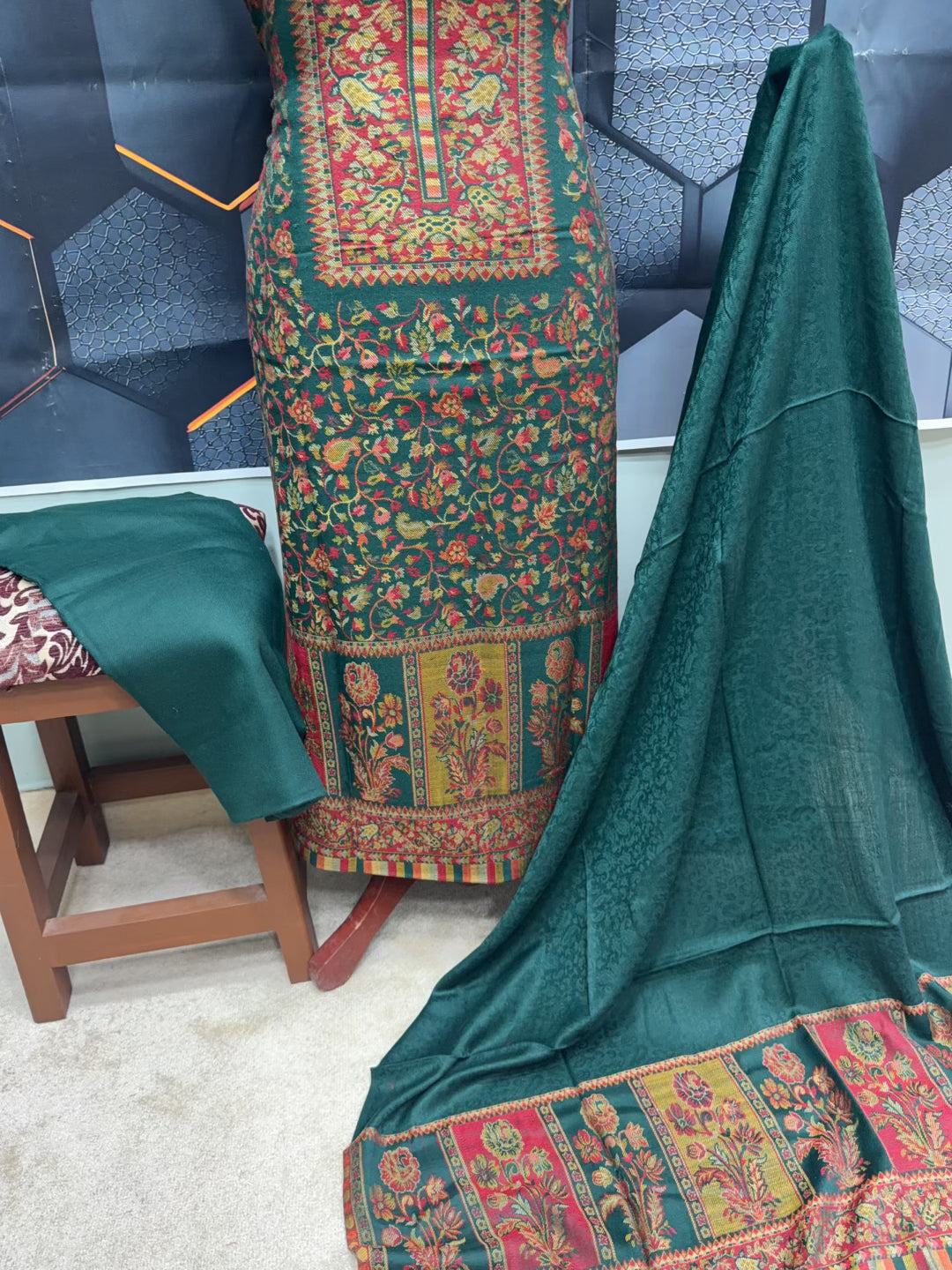 3PC Pashmina Kaani Unstitched Suit