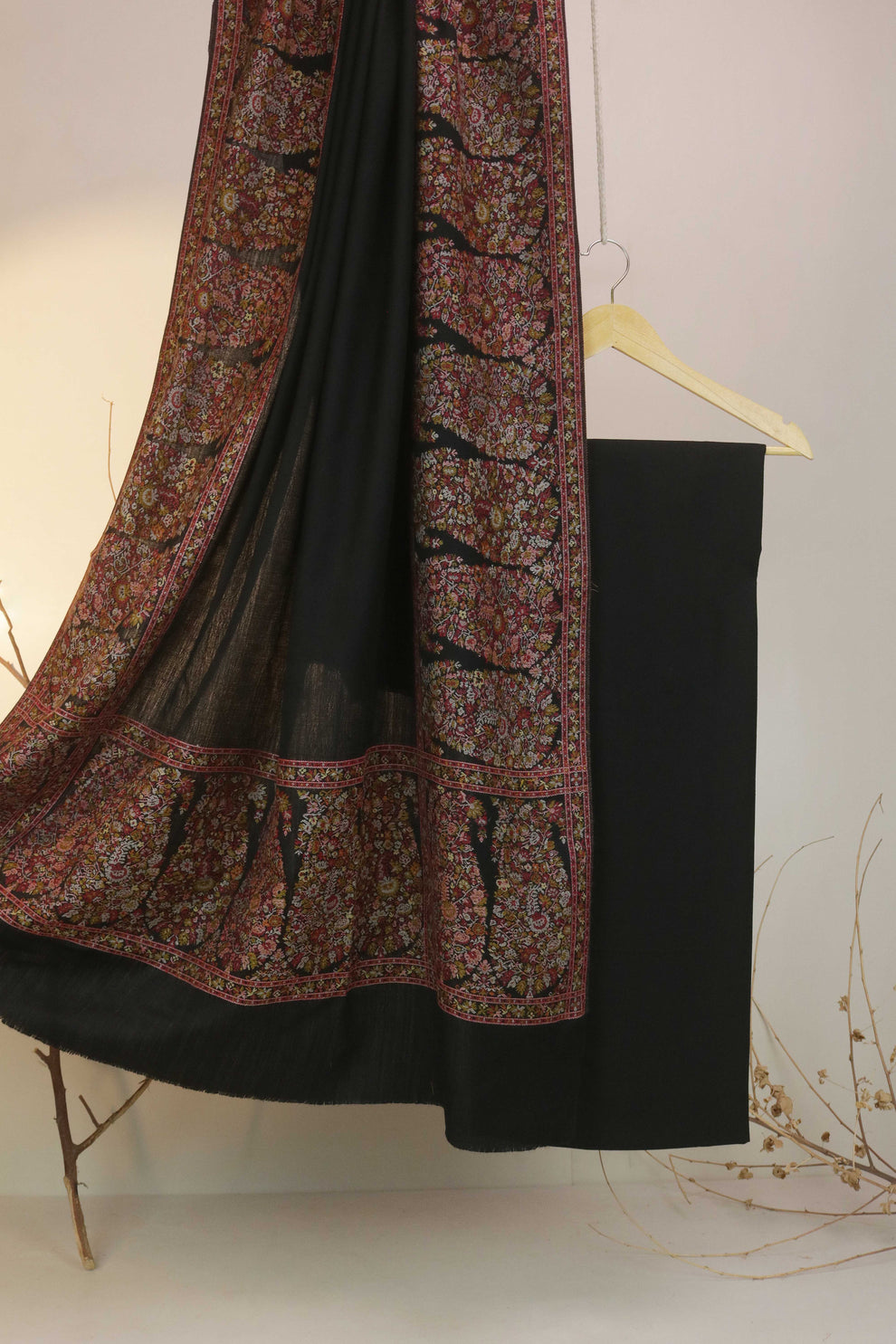 3PC Pashmina Kaani border Unstitched Suit