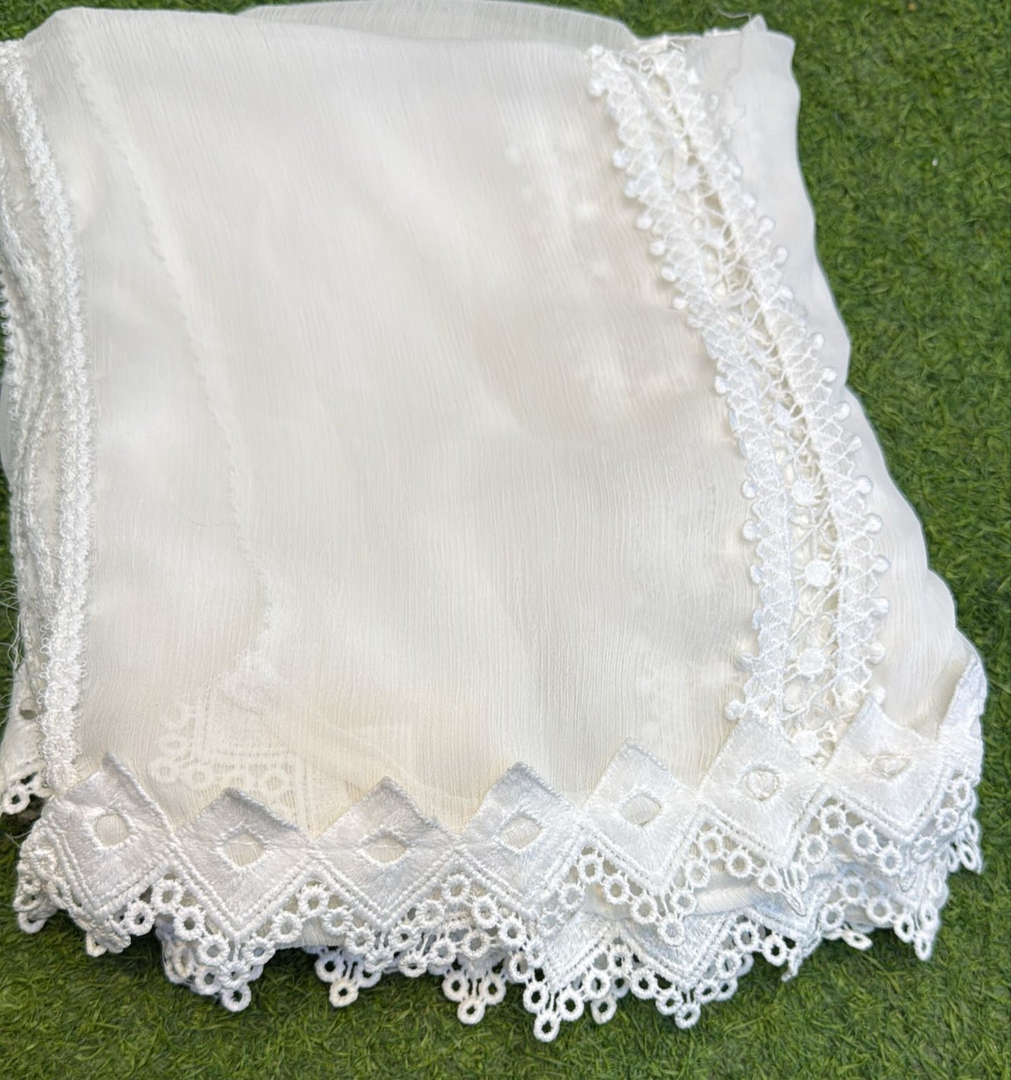 Pure Chiffion Dupatta (white)