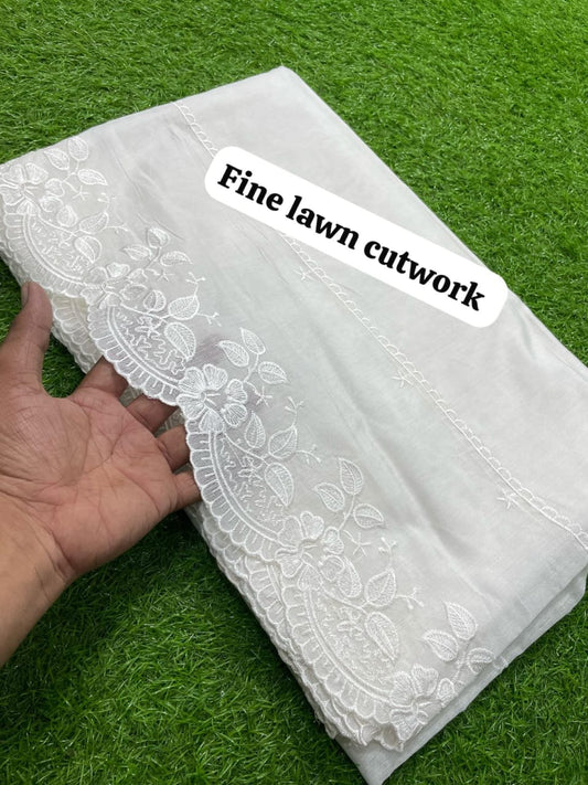 Pure Lawn Center Leaves White on White