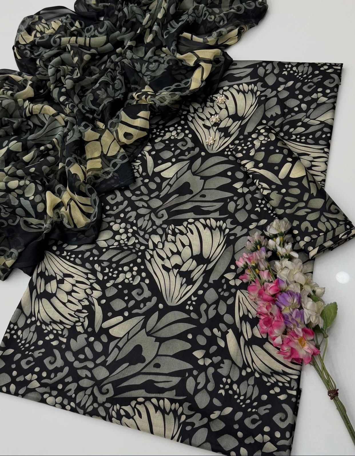 Swiss Lawn 3PC