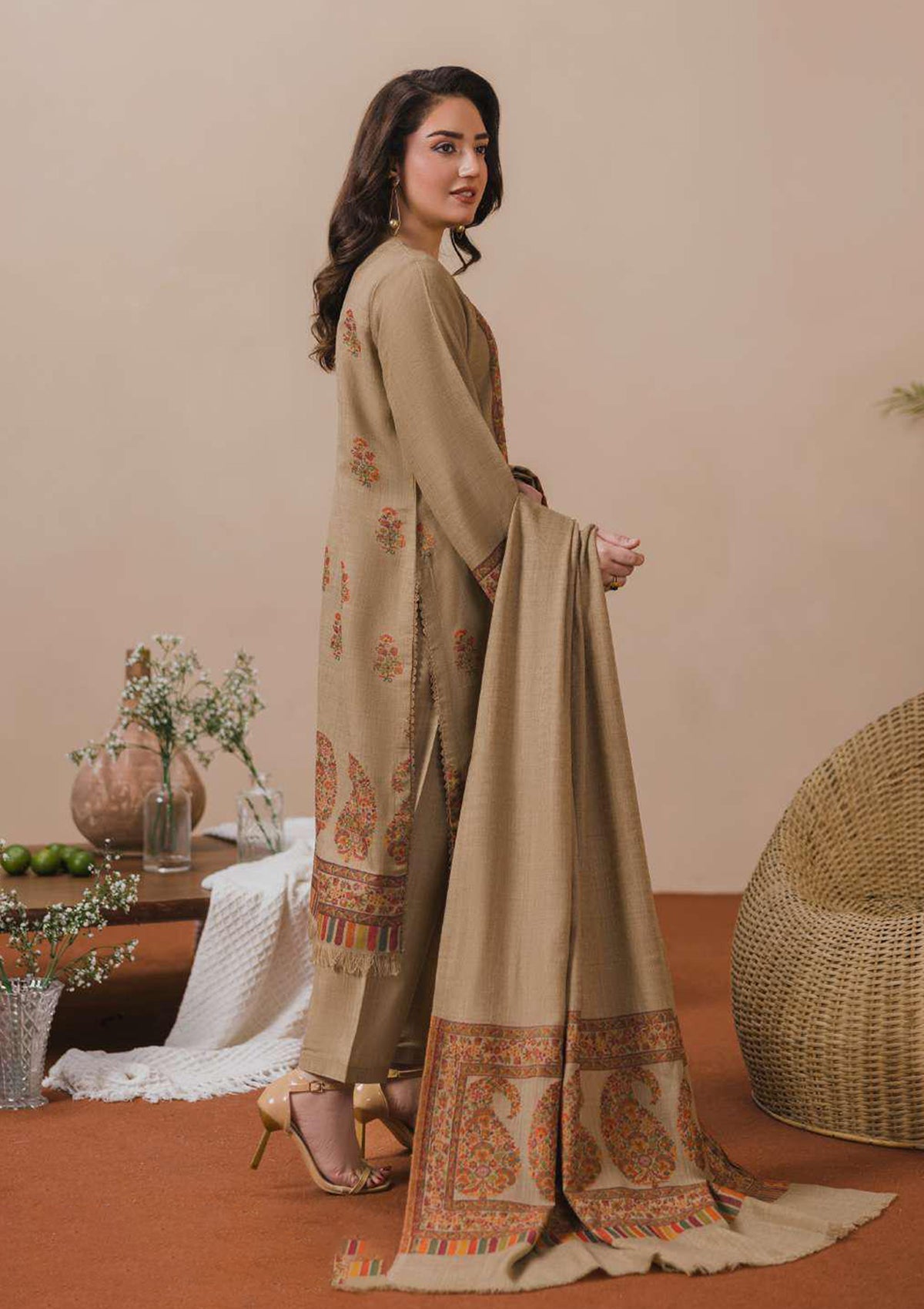 3PC Pashmina Kaani Unstitched Suit (Dark skin)
