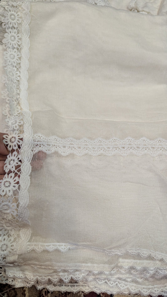 Khaddi Net White On White