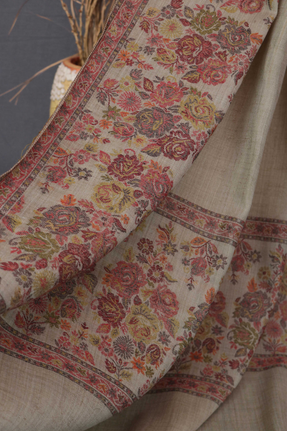 Pashmina Kaani border Shawl